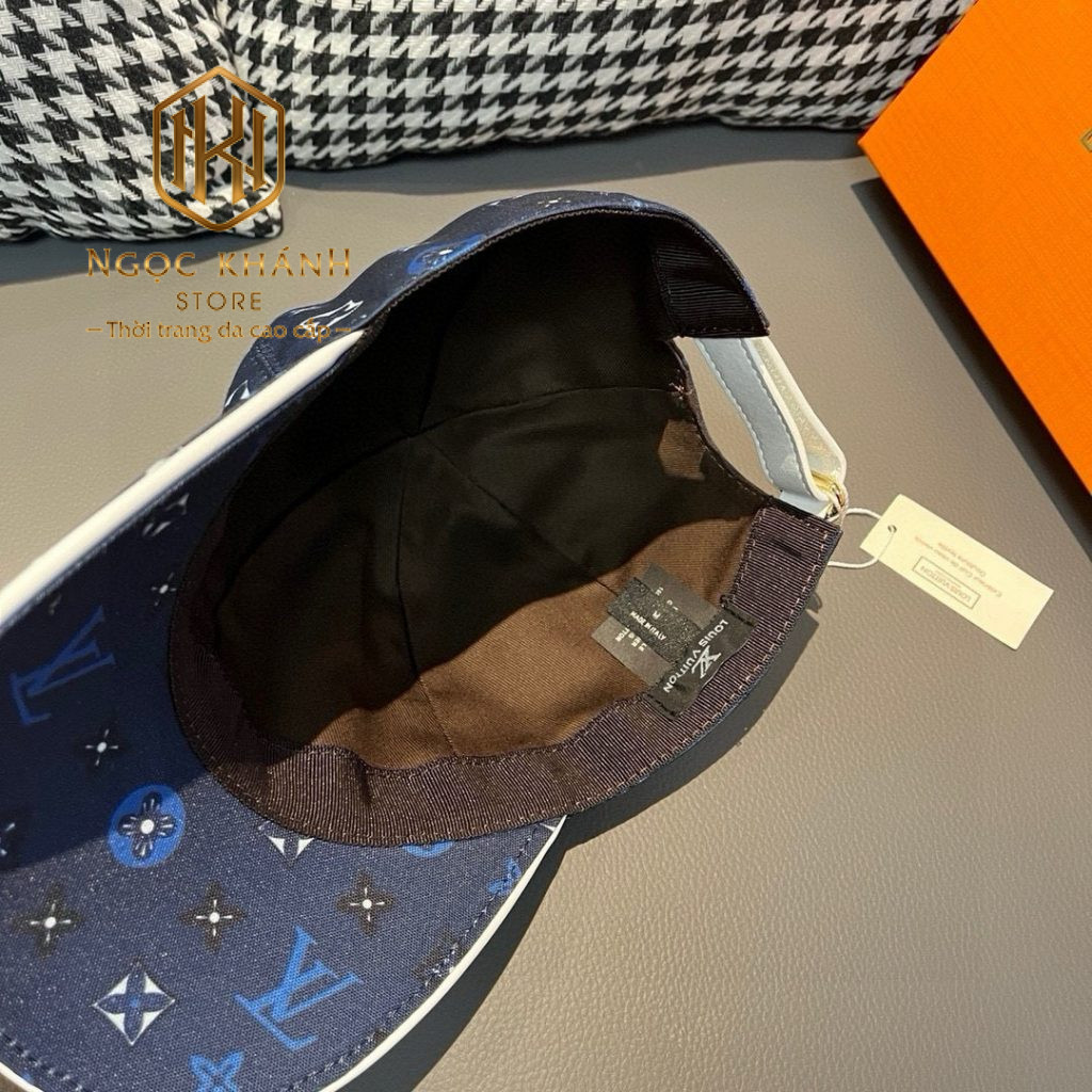 Mũ nam Louis Vuitton màu xanh