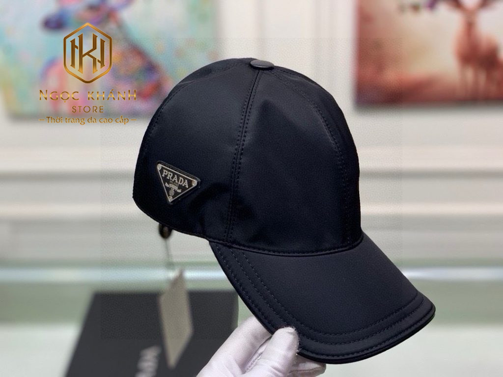 Mũ nam Prada màu đen