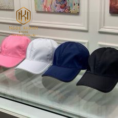 Mũ nam Prada màu đen