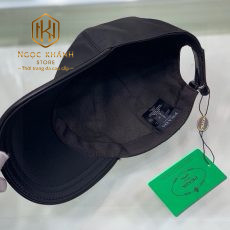 Mũ nam Prada màu đen