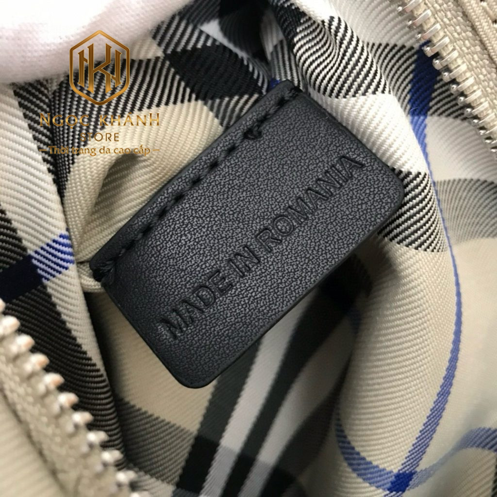 Túi đeo chéo nam Burberry
