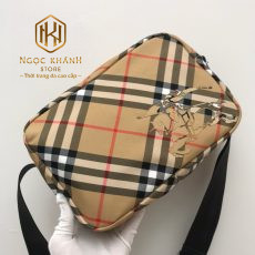 Túi đeo chéo nam Burberry