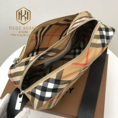 Túi đeo chéo nam Burberry
