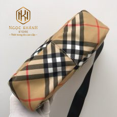 Túi đeo chéo nam Burberry