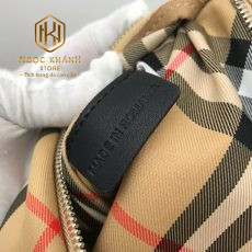 Túi đeo chéo nam Burberry