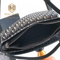 Túi đeo chéo nam Dior