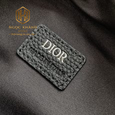 Túi đeo chéo nam Dior