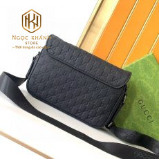 Túi đeo chéo nam Gucci