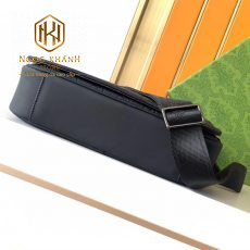 Túi đeo chéo nam Gucci