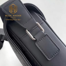 Túi đeo chéo nam Gucci