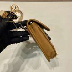 Túi đeo chéo nam Prada