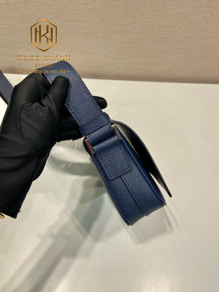 Túi đeo chéo nam Prada