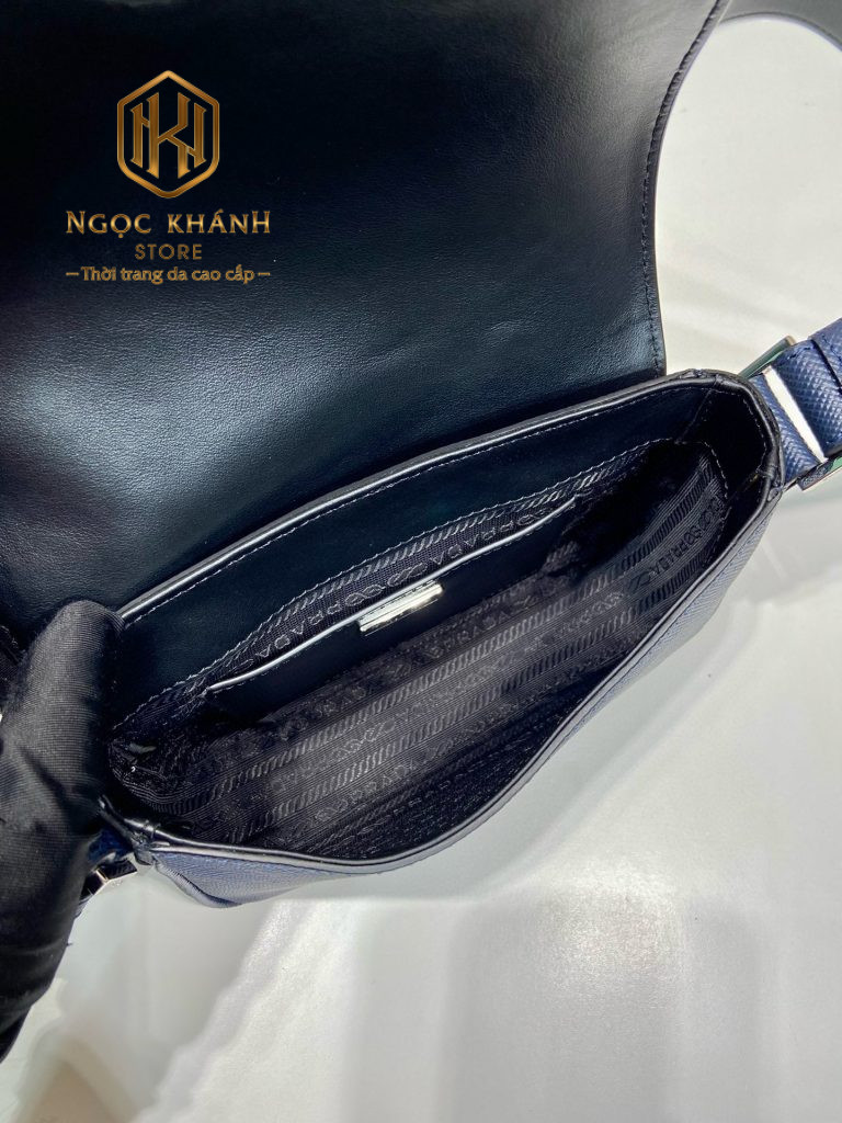 Túi đeo chéo nam Prada