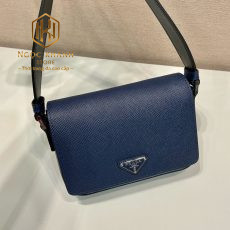 Túi đeo chéo nam Prada