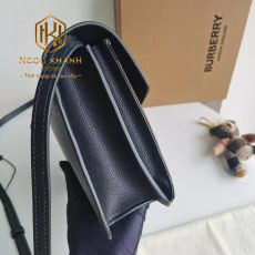 Túi xách nữ Burberry