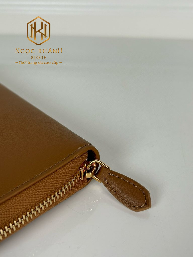 Ví nam cầm tay Prada