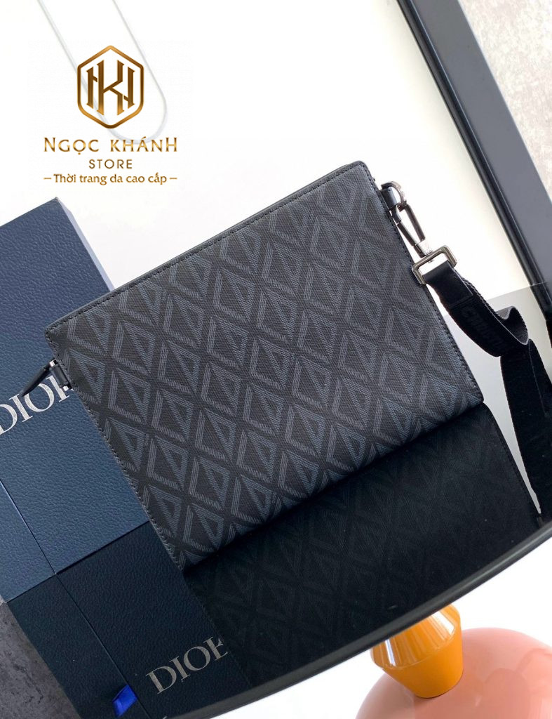 Ví nam Dior cầm tay