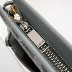 Ví nam Dior cầm tay