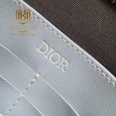 Ví nam Dior cầm tay