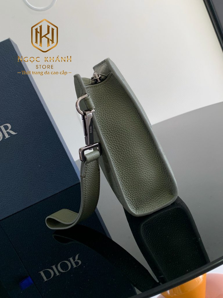 Ví nam Dior cầm tay