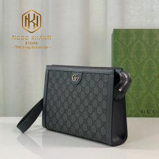 Ví nam Gucci cầm tay