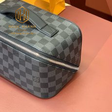 Ví nam Louis Vuitton