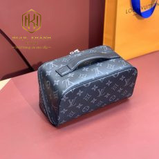 Ví nam Louis Vuitton cầm tay
