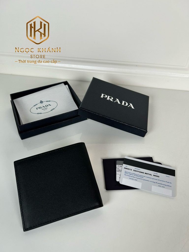 Ví nam Prada bỏ túi