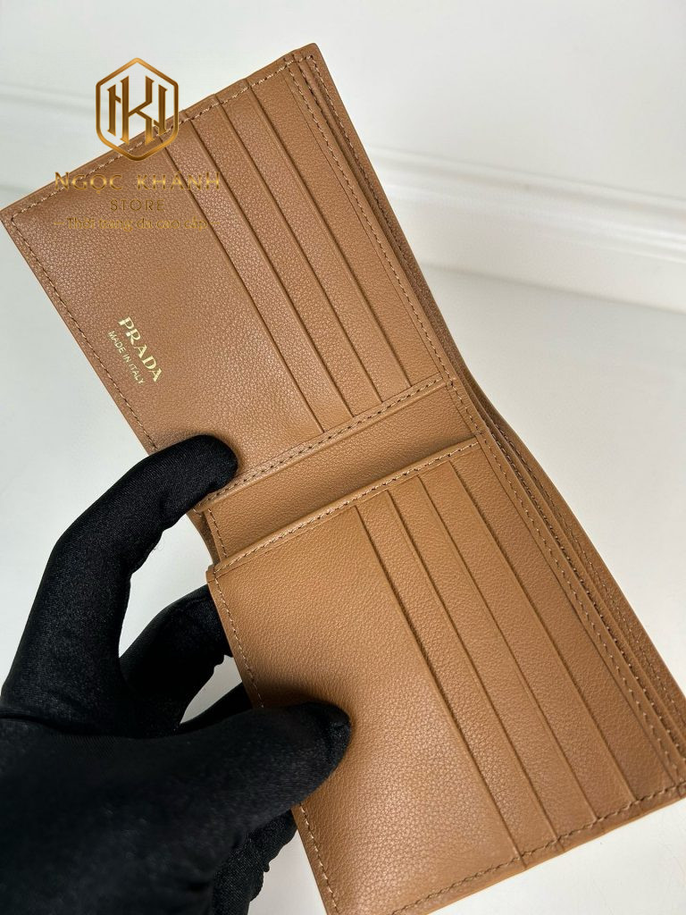 Ví nam Prada bỏ túi