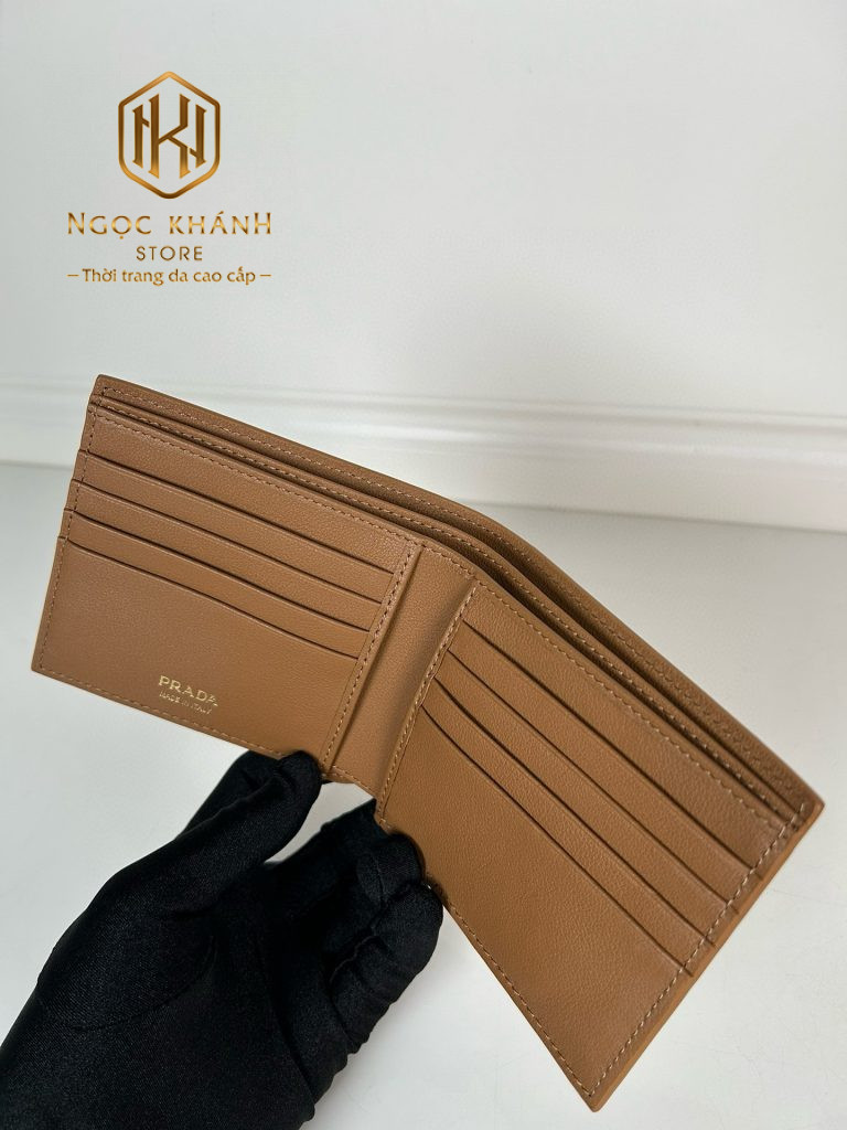 Ví nam Prada bỏ túi