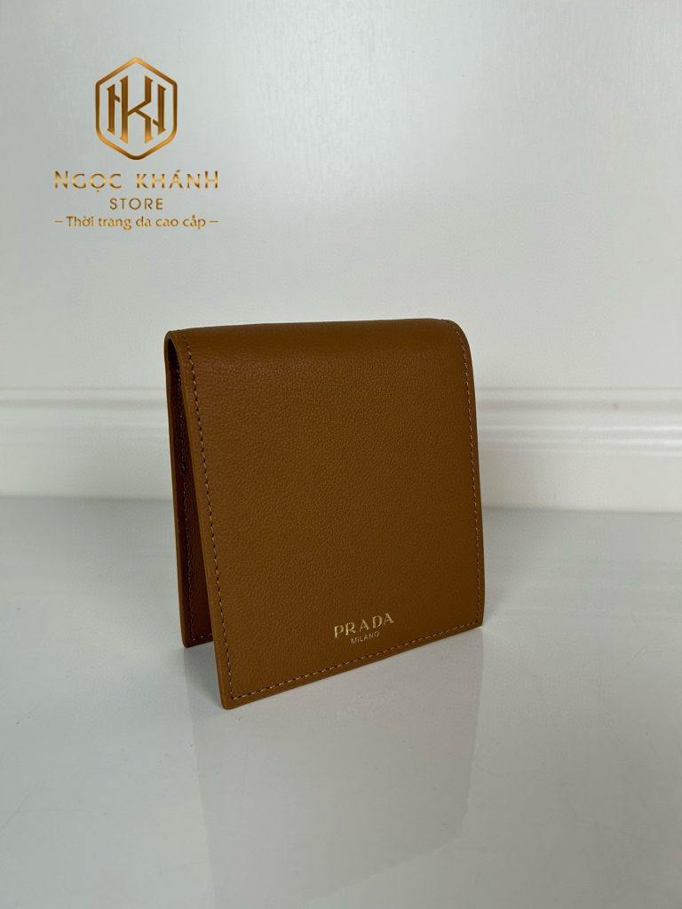 Ví nam Prada bỏ túi