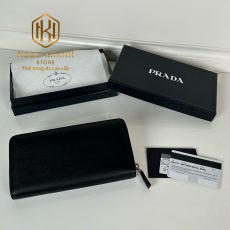 Ví nam Prada cầm tay