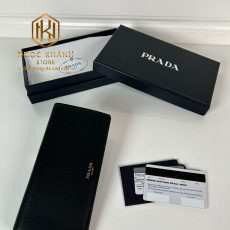 Ví nam Prada gấp dài