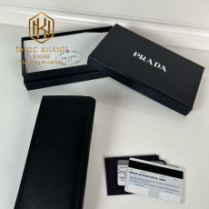 Ví nam Prada gấp dài