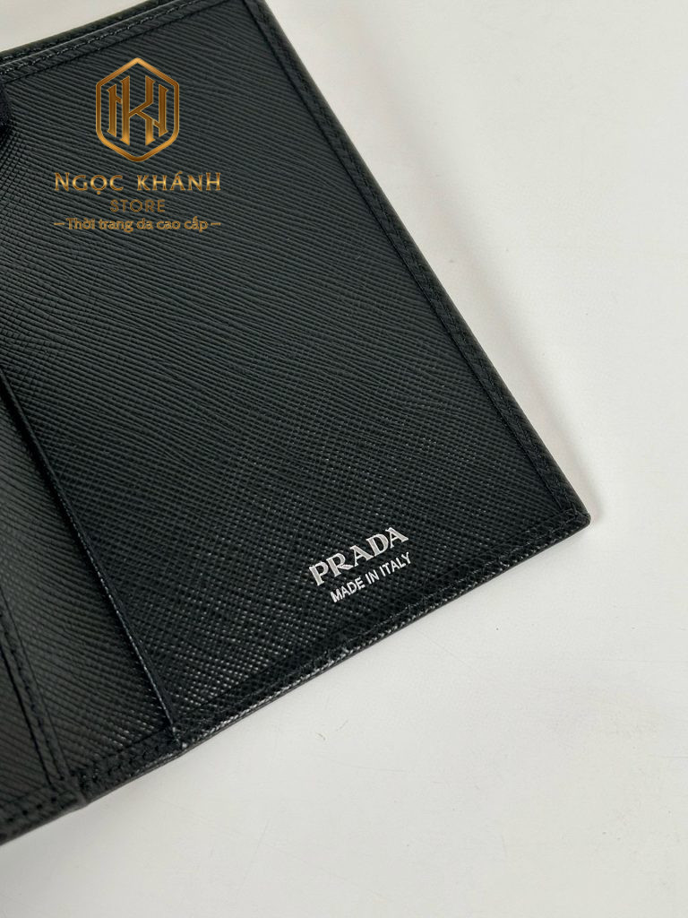 Ví nam Prada gấp đứng
