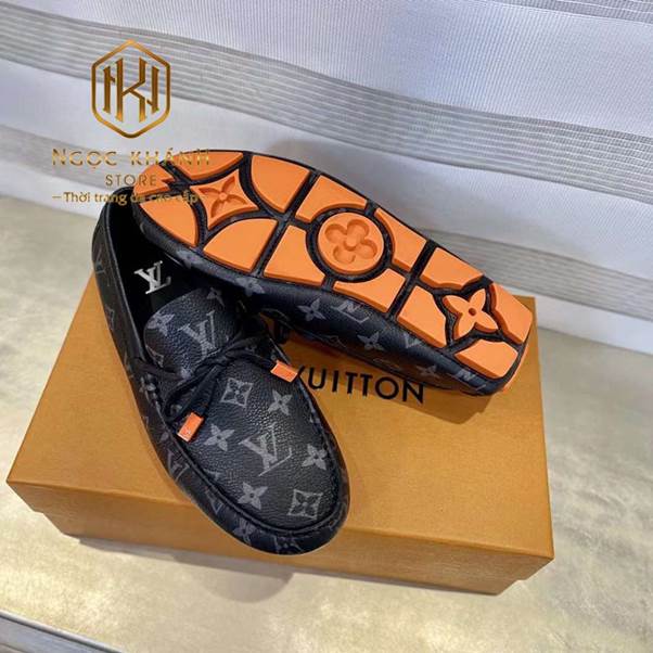 Review 6+ mẫu giày lười LV hoa đen ấn tượng bạn không thể bỏ lỡ 4 giay luoi lv hoa den