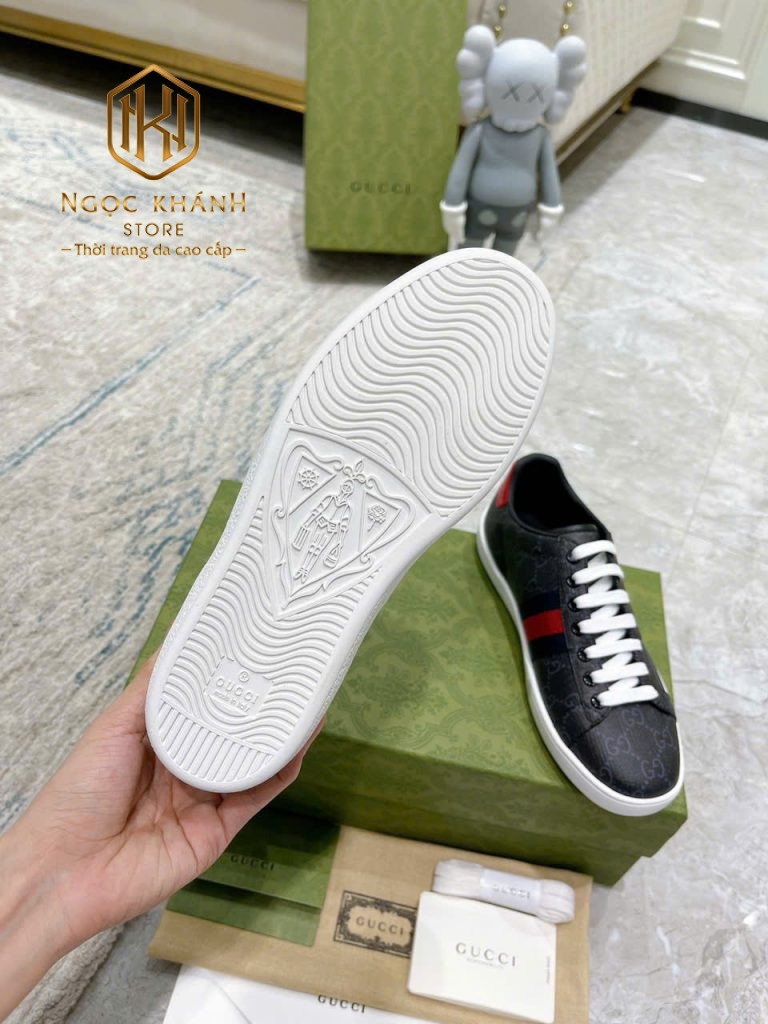 Giày nam Gucci màu xám