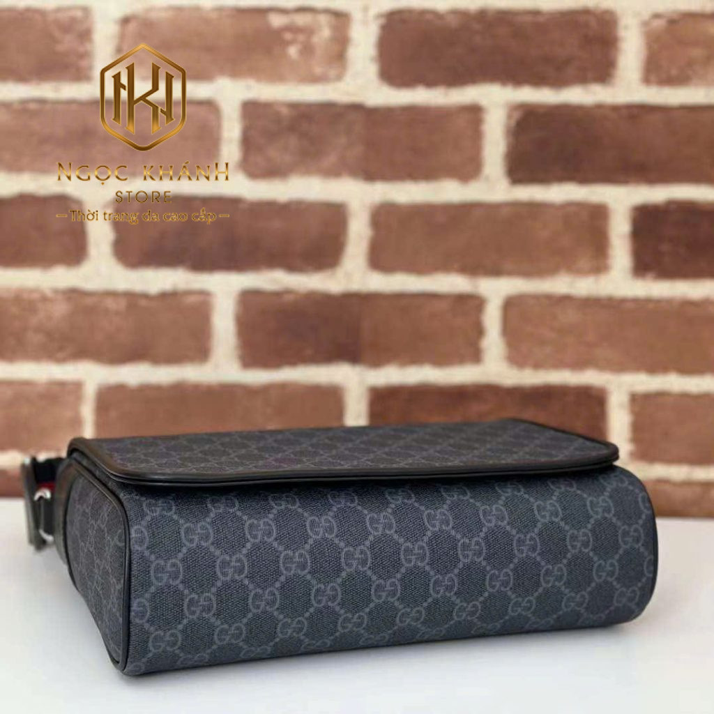 Túi đeo chéo nam Gucci