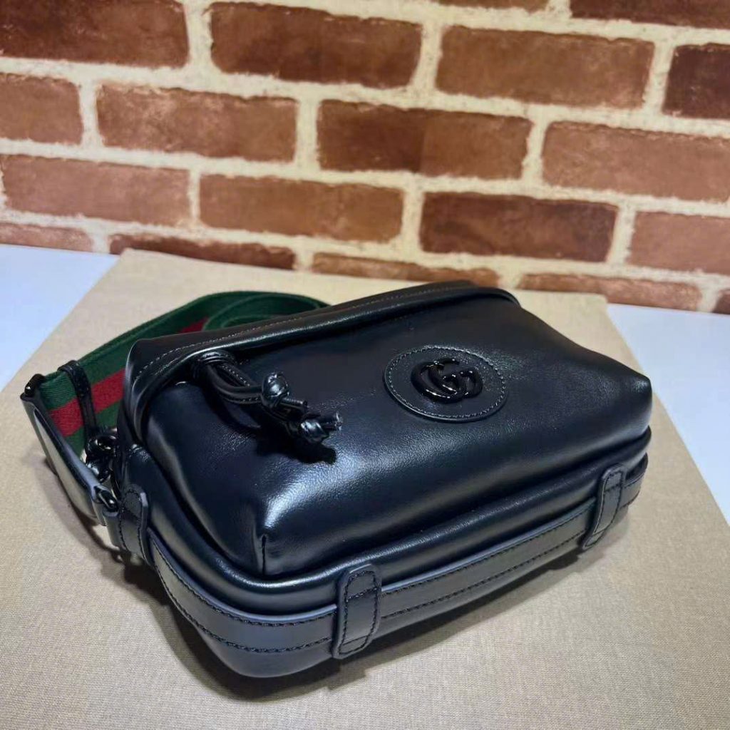 Túi đeo chéo nam Gucci