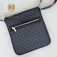 Túi đeo chéo nam Gucci