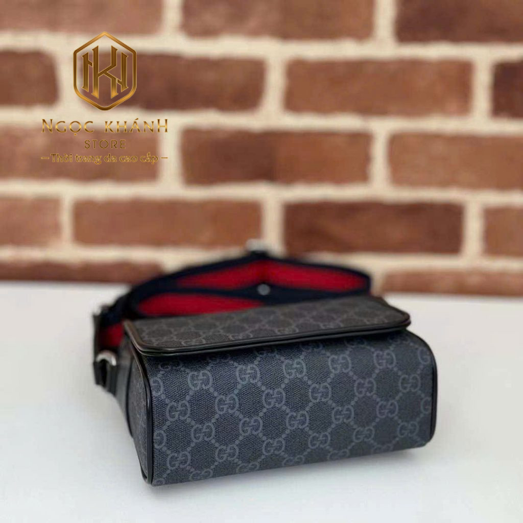 Túi đeo chéo nam Gucci