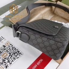 Túi đeo chéo nam Gucci