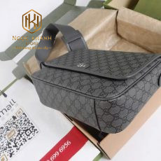 Túi đeo chéo nam Gucci
