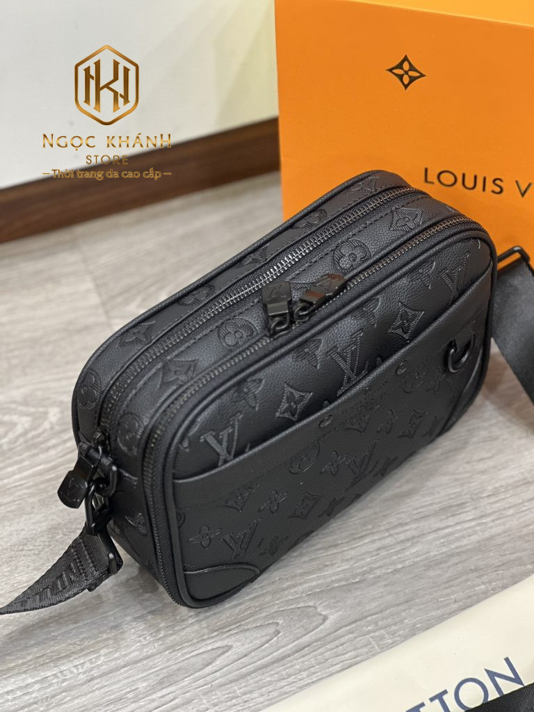 Túi đeo chéo nam Louis Vuitton
