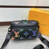 Túi đeo chéo nam Louis Vuitton