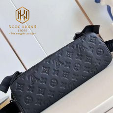 Túi đeo chéo nam Louis Vuitton