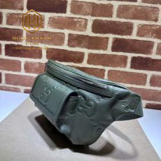 Túi đeo hông nam Gucci