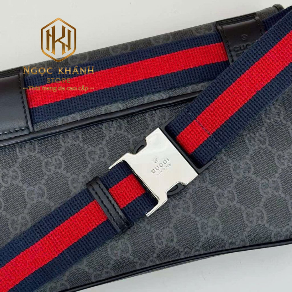 Túi đeo ngực nam Gucci
