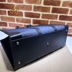 Túi xách nam Gucci