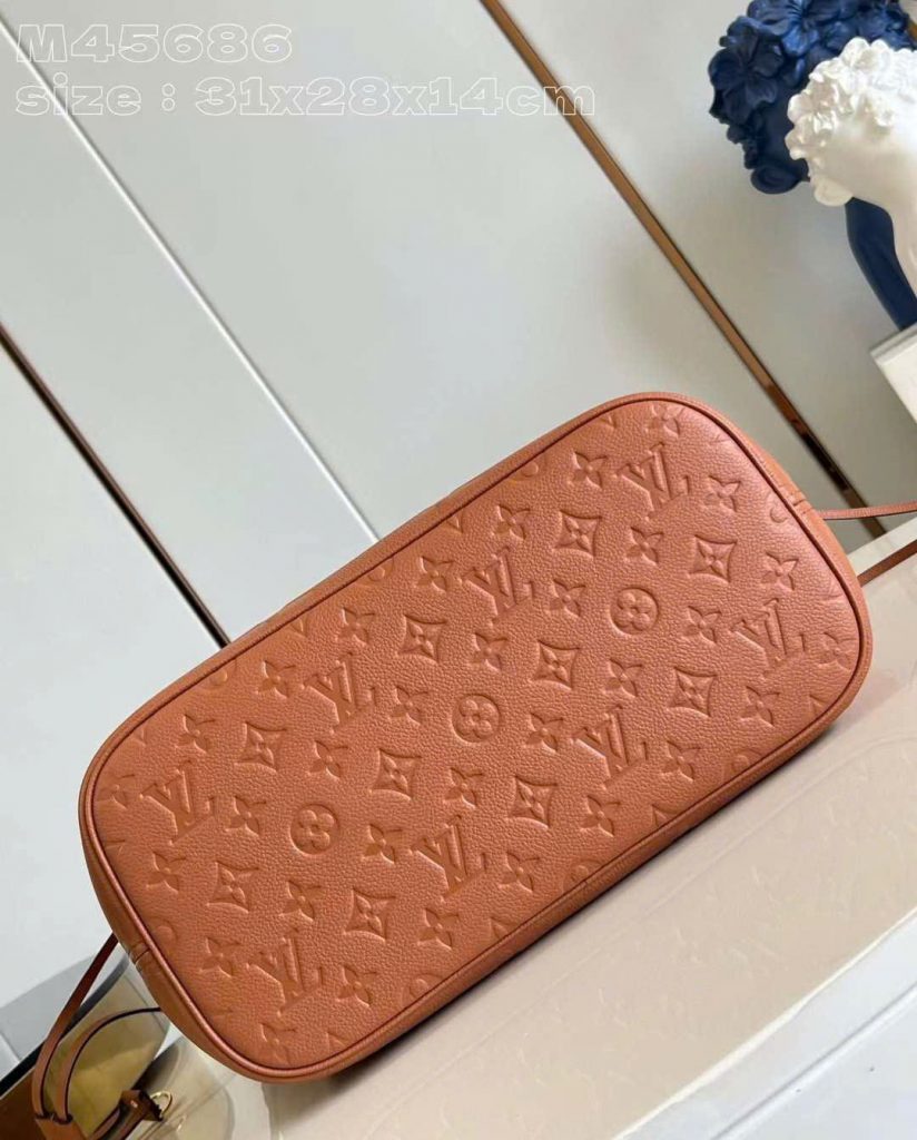 tui xach nu louis vuitton hoa tiet hoa logo mau trang be khoa hinh moi 4 1